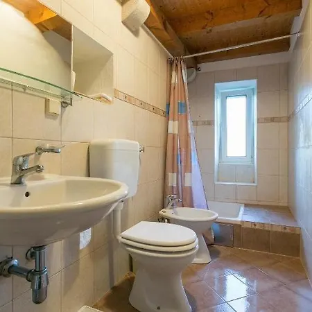 Rural Forest With Private Pool Near Dubrovnik