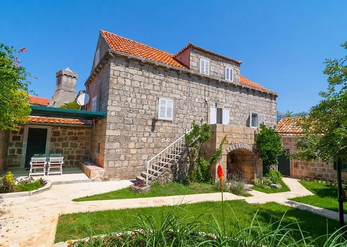 Rural Forest With Private Pool Near Dubrovnik 빌라