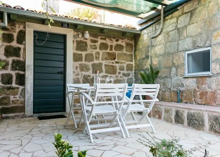 Rural Forest With Private Pool Near Dubrovnik 빌라